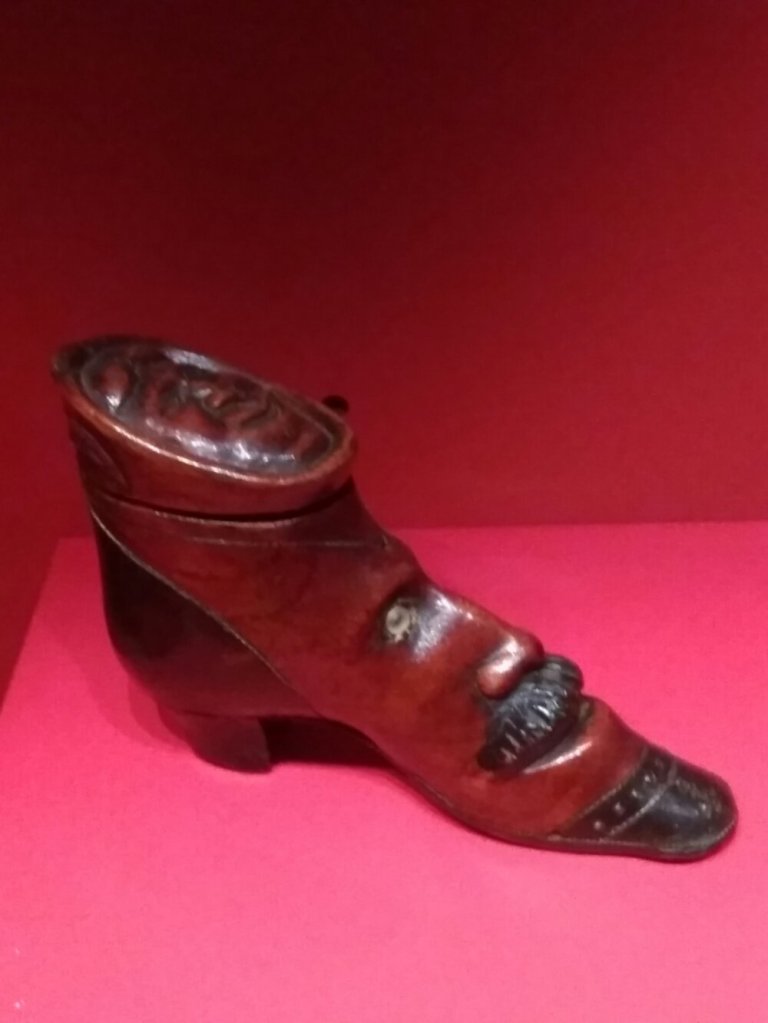 London ビクトリア＆アルバートミュージアムの展示より撮影